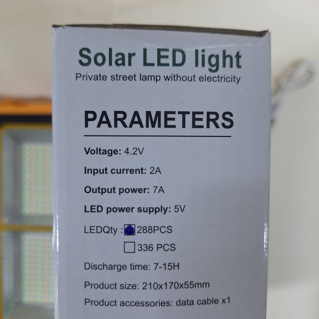 REFLECTOR RECARGABLE SOLAR 3600 mhA